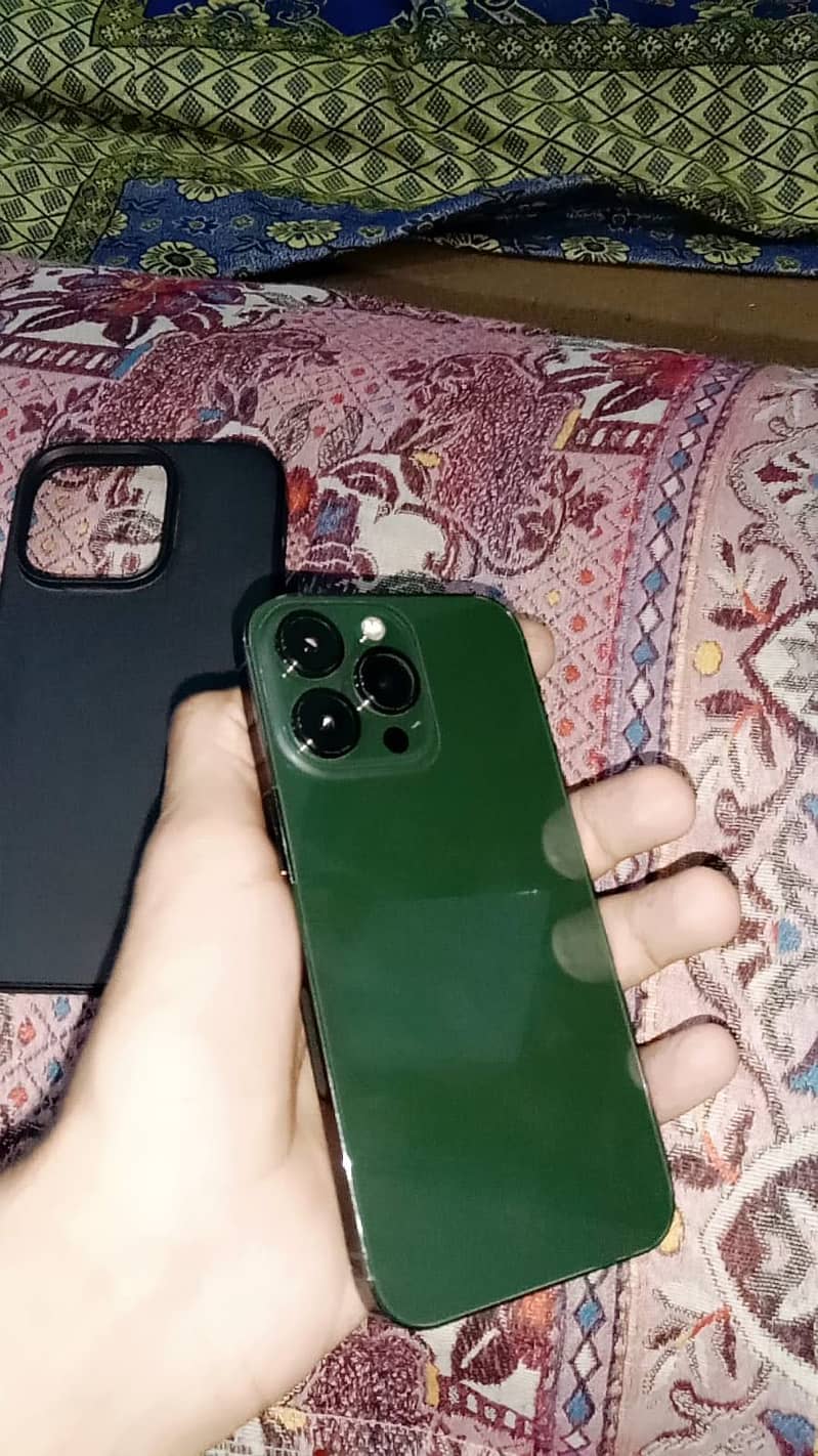 iPhone 13 Pro JV 2