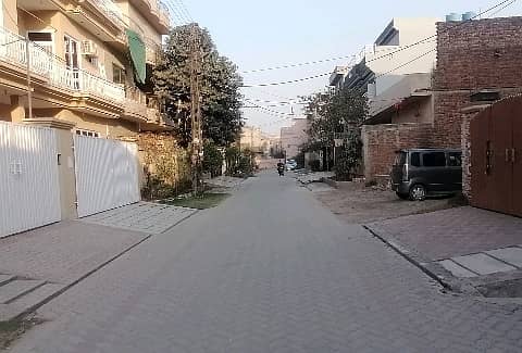 Reserve A Centrally Located House In Marghzar Officers Colony 3