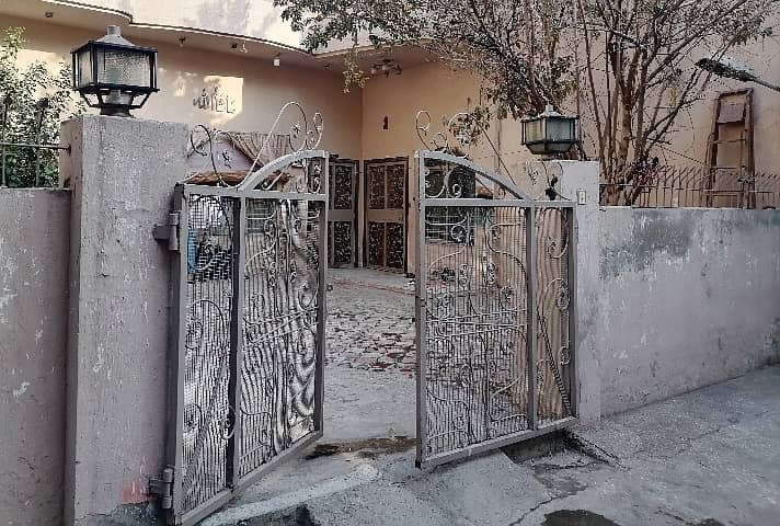 Single Storey 8 Marla House For sale In Gosha-e-Ahbab - Phase 3 Lahore 2