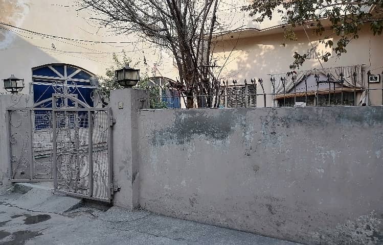 Single Storey 8 Marla House For sale In Gosha-e-Ahbab - Phase 3 Lahore 3