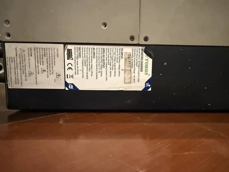 6 KW hybrid inverter (fronus pv 7000) in best condition 1