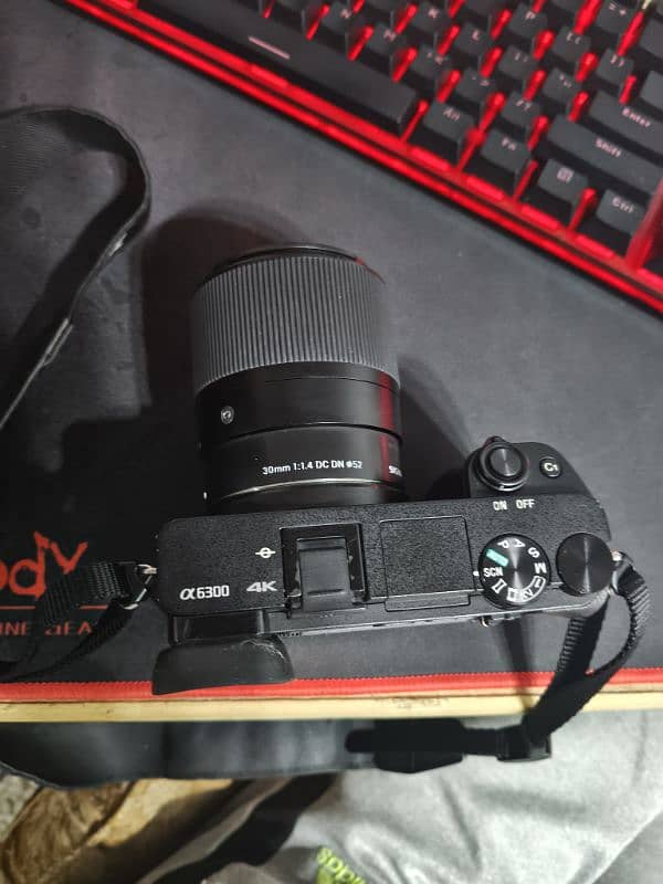 Sony a6300 with 30mm sigma f1.4 1