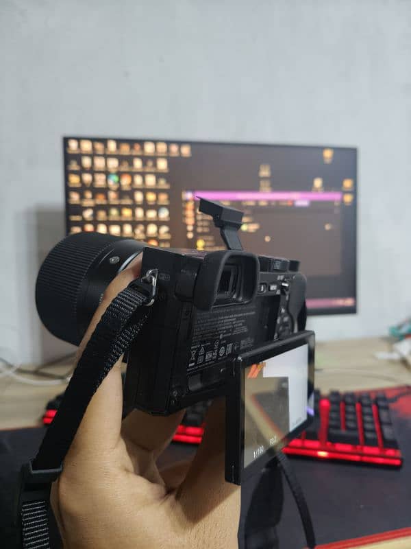 Sony a6300 with 30mm sigma f1.4 6