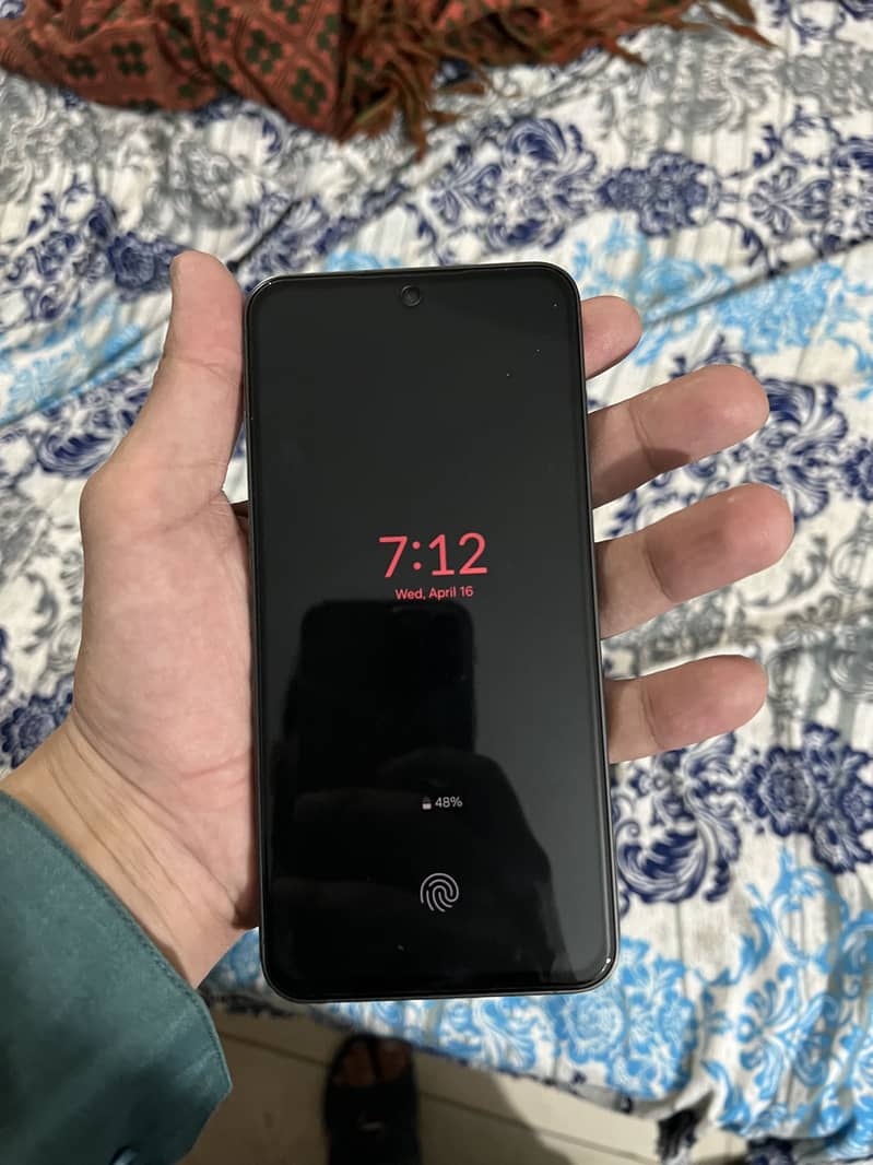 Samsung s24 fe one month used at home with complete box 2