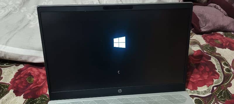 hp Intel i7 8generation 16gb 1tb 2gb grafic card 2