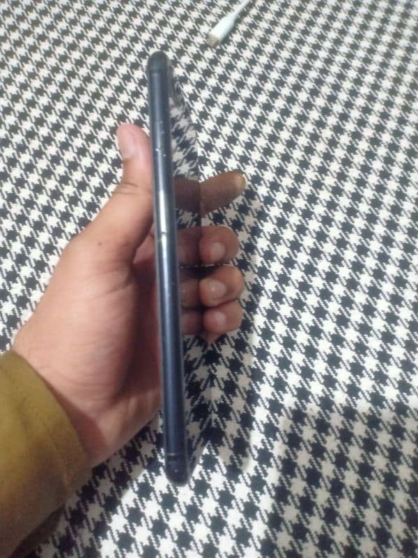 Iphone 7+128. gb. PTA proof ha 2