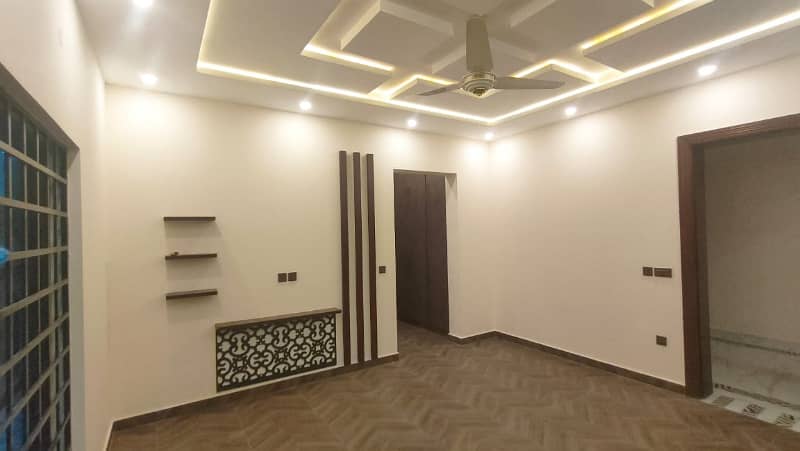 1 Kanal Brand New Luxury House Located In Prime Location Nargis Ext Sector C Bahria Town Lahore 4