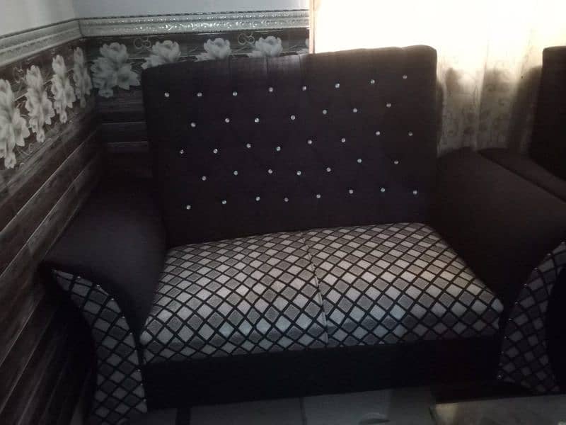 7 seater sofa 0