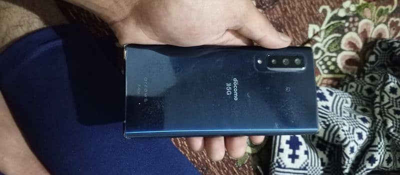 arrow docomo 5G 3