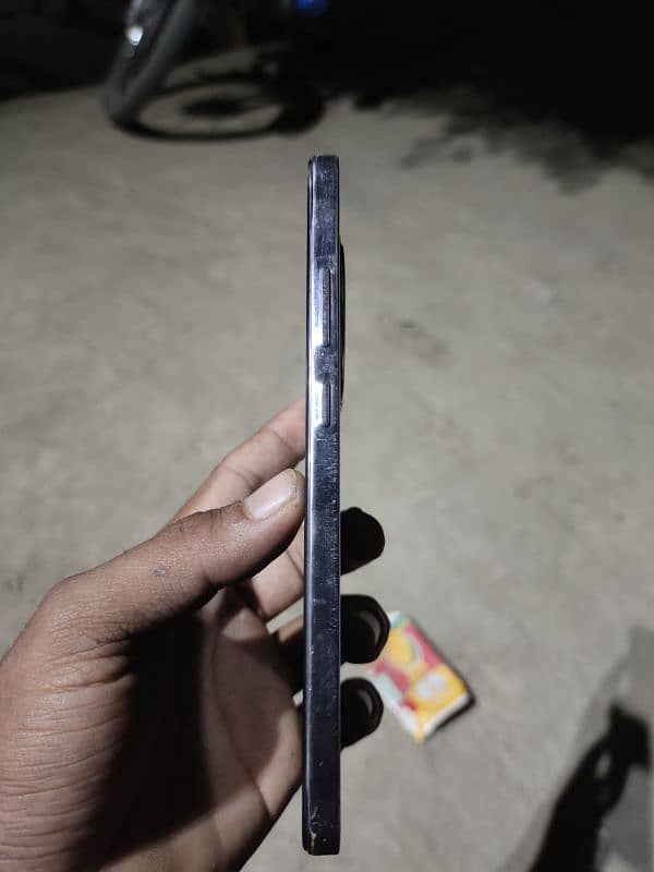 OPPO Reno 12F 1