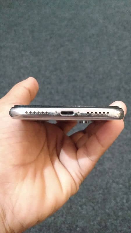 I Phone X PTA Approved 256 GB 3