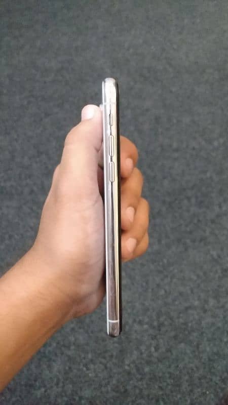 I Phone X PTA Approved 256 GB 6