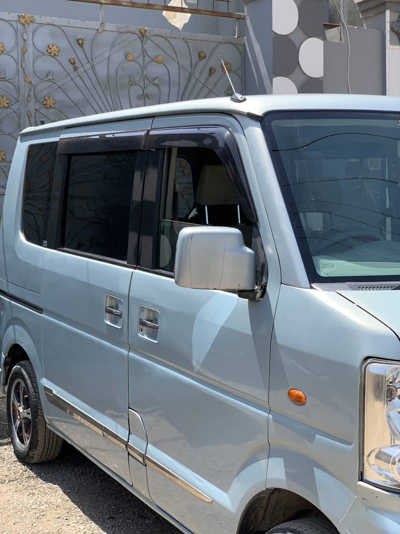 Suzuki Every Wagon 2009/14 3