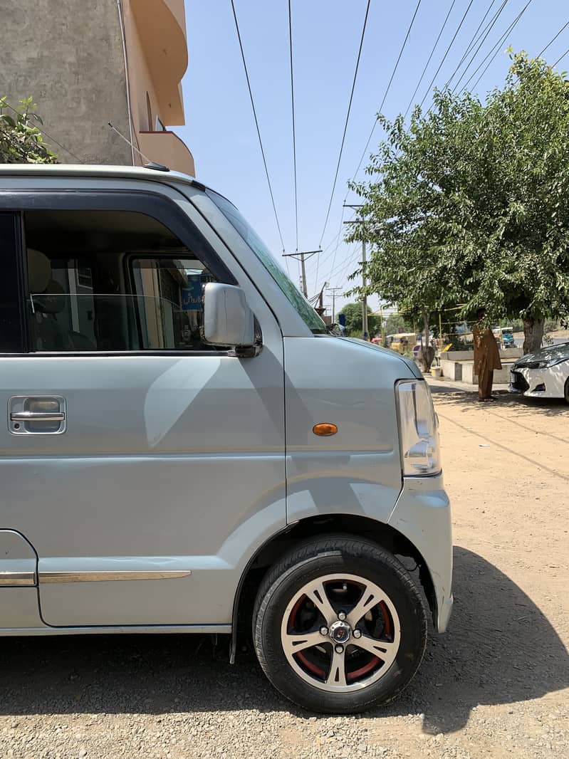 Suzuki Every Wagon 2009/14 4