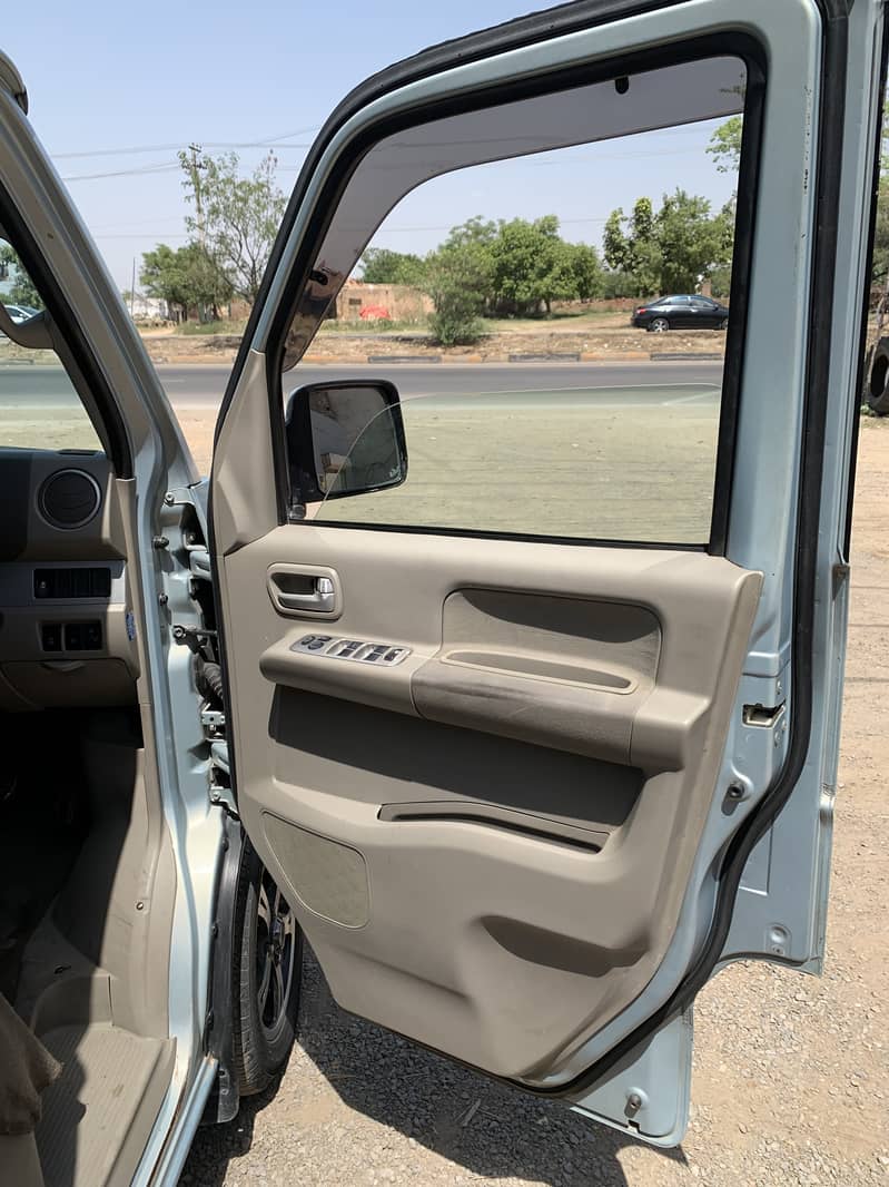 Suzuki Every Wagon 2009/14 18