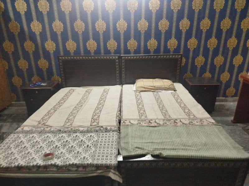 single bed set pair for sale in new condition 0