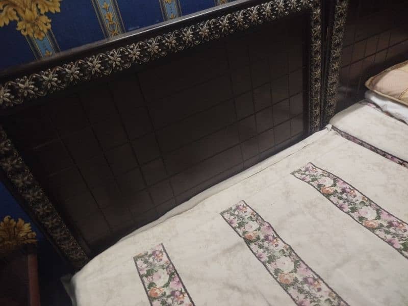 single bed set pair for sale in new condition 9