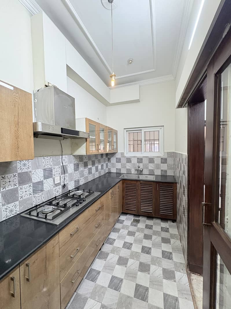 Perfect 7 Marla Double Storey Home 2 Car Porch & Independent Entrances for Each Portion! 0