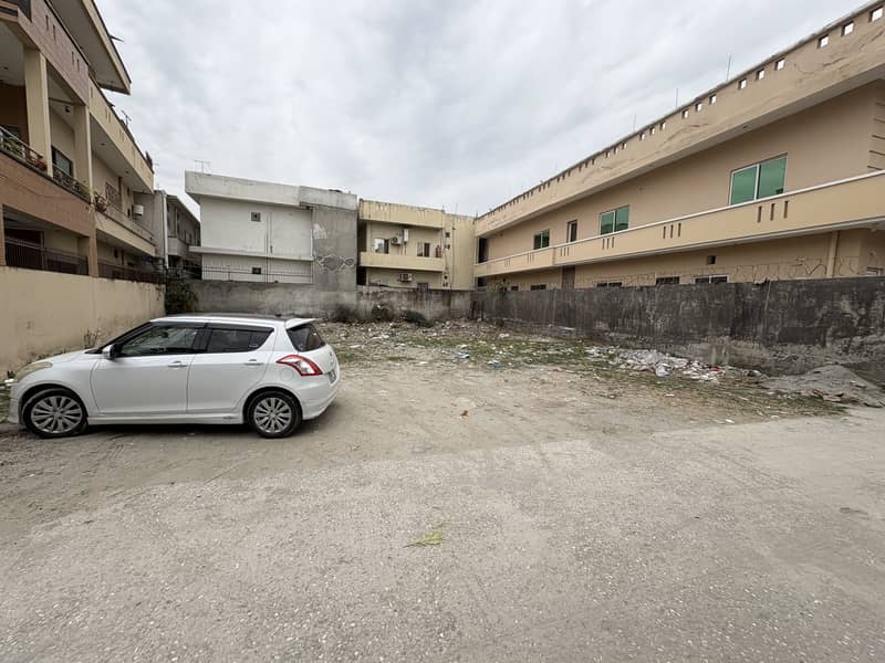 One Kanal Plot For Sale Near Korang Road Bani Gala 1