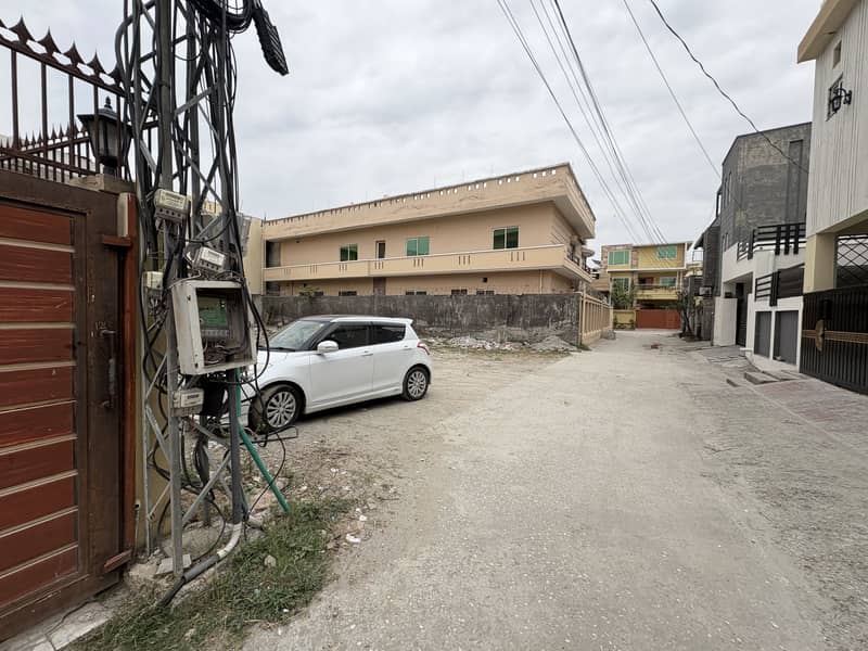 One Kanal Plot For Sale Near Korang Road Bani Gala 2