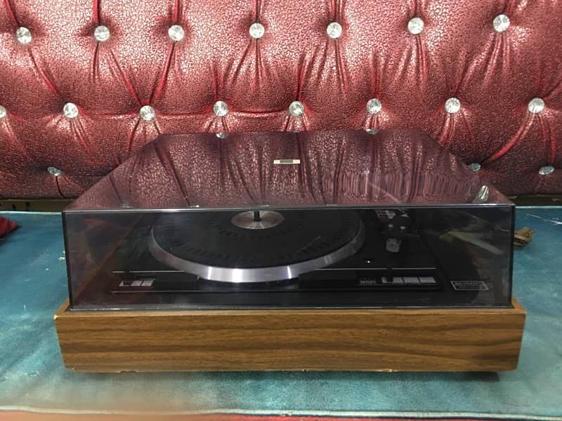 turntable 0