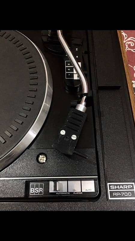 turntable 9