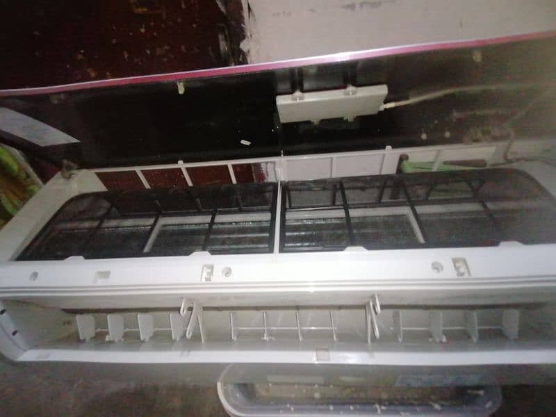 Haier Company AC is in a good rhinoceros who has to contact the same 3
