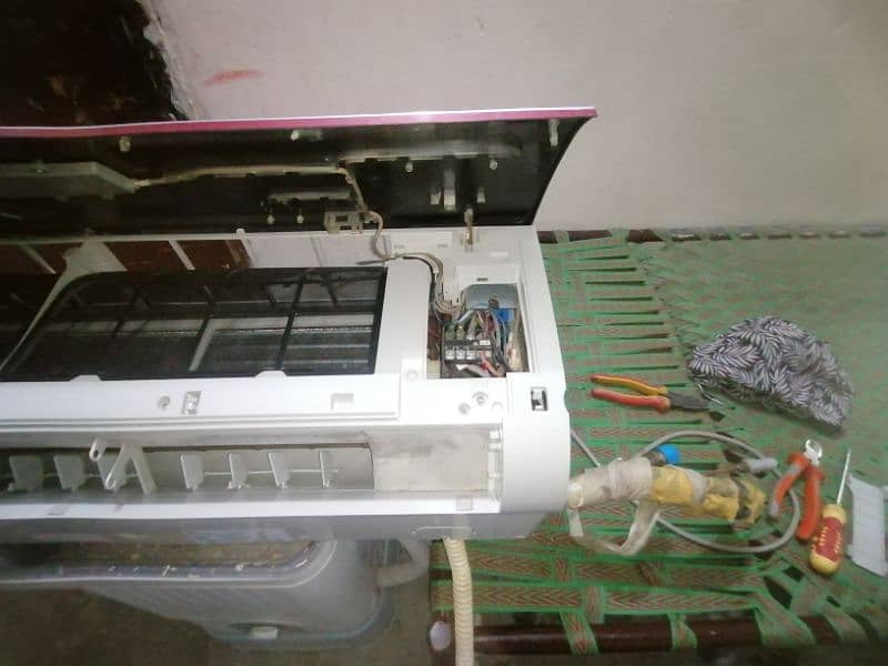 Haier Company AC is in a good rhinoceros who has to contact the same 6