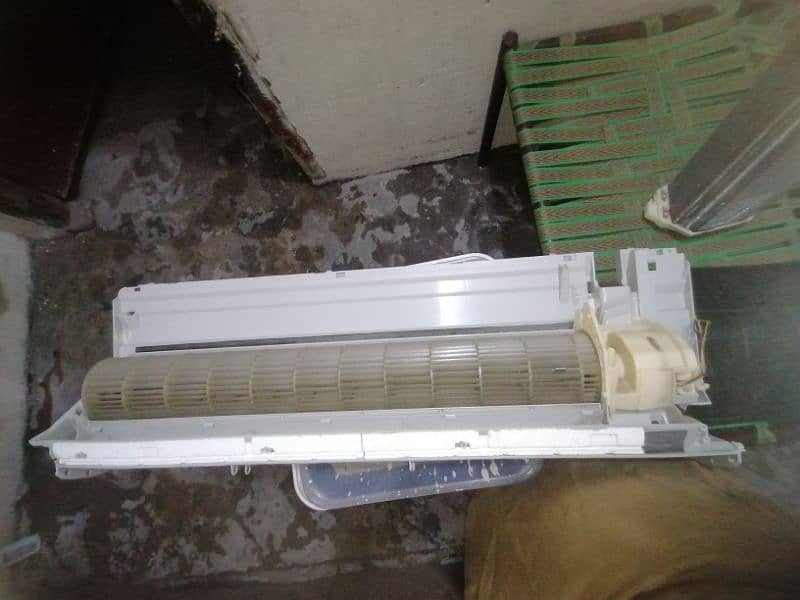 Haier Company AC is in a good rhinoceros who has to contact the same 16
