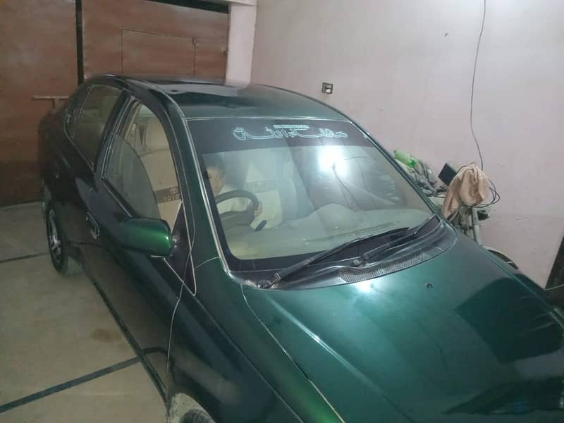 Toyota Platz 2003 | FL grade. Engine mileage: 130,000 km 0