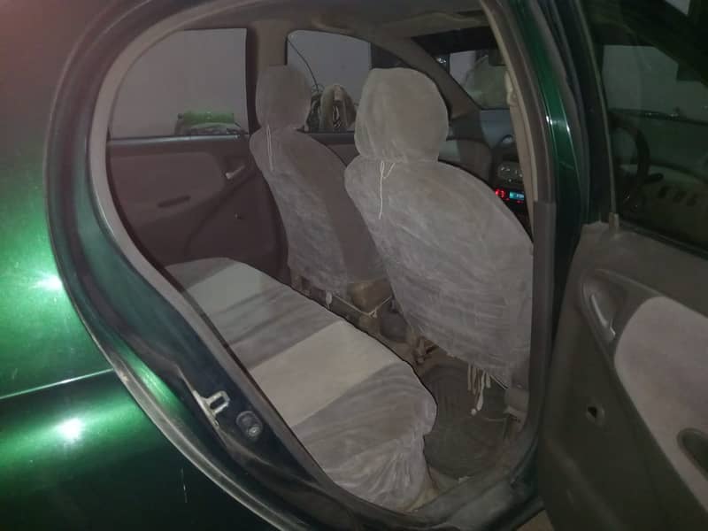Toyota Platz 2003 | FL grade. Engine mileage: 130,000 km 4
