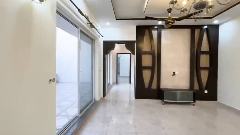 1 Kanal House For Sale In DHA Phase 7 Lahore 5