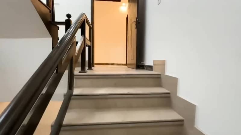 1 Kanal House For Sale In DHA Phase 7 Lahore 12