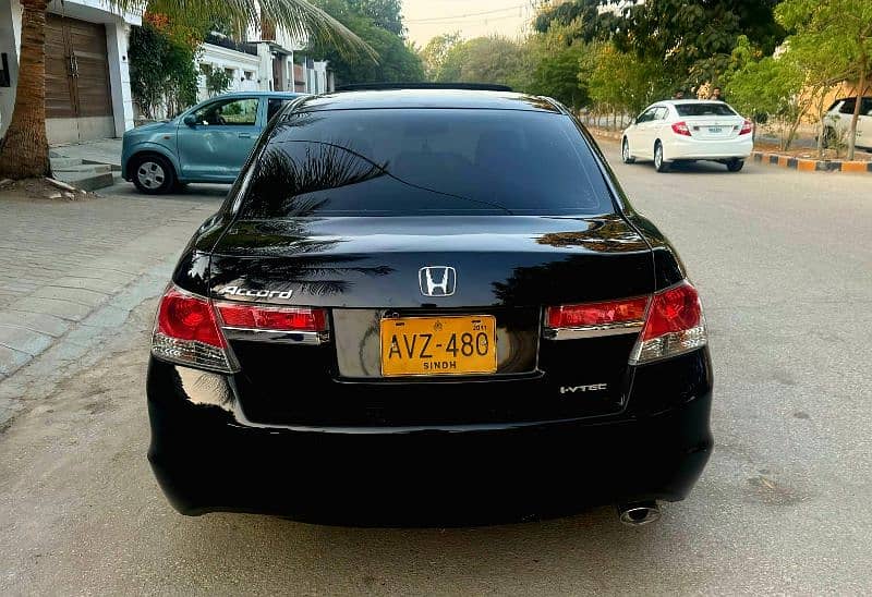 Honda Accord 2011 1