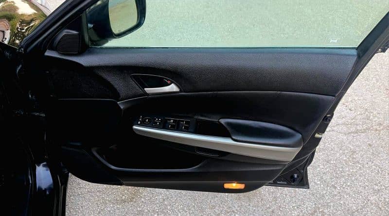 Honda Accord 2011 11