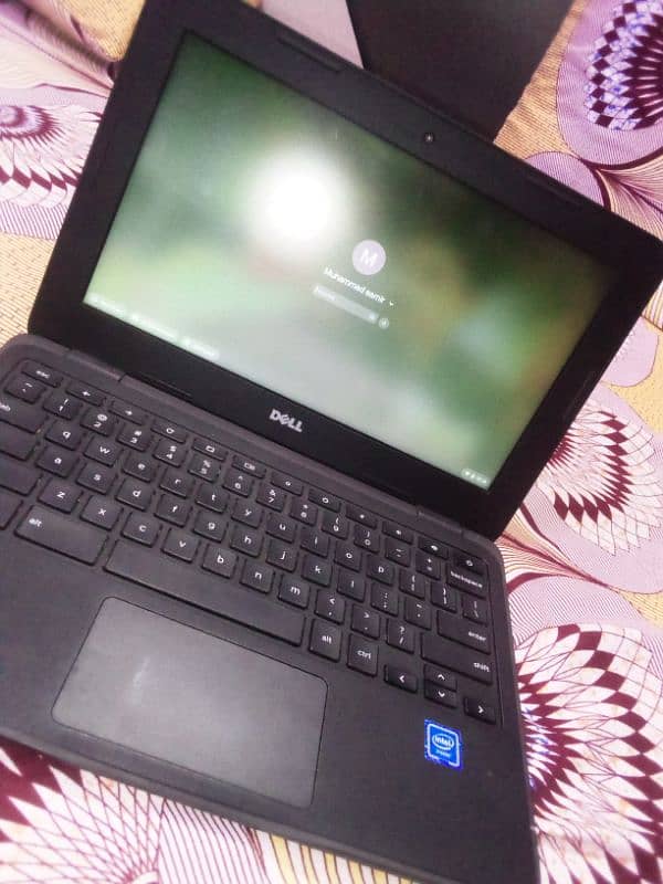 leptop dell with Play store Chromebook 113180 2