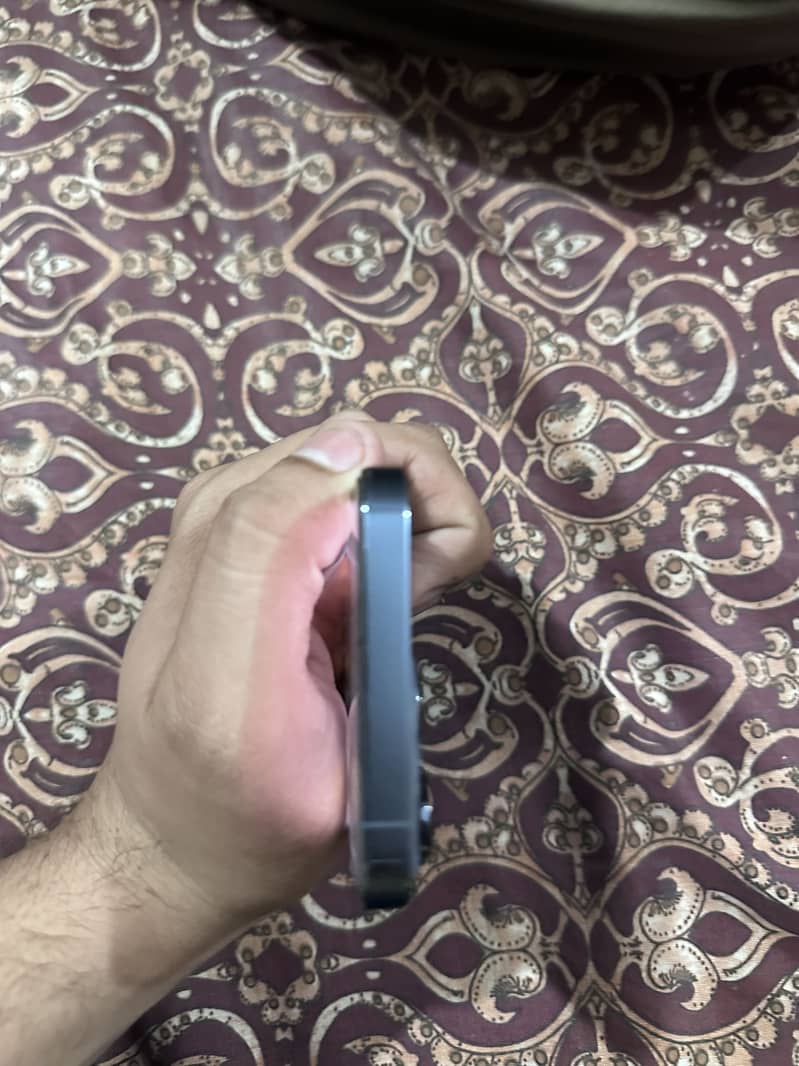 iphone 13 pro 256 gb official pta approved 4