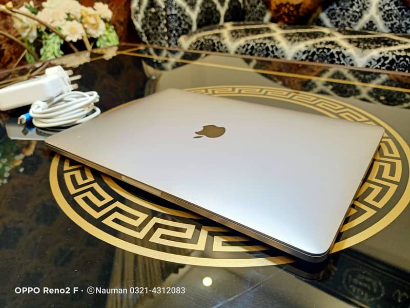 Apple Laptop MacBook Pro 2017,13''TouchBar, Core i5,256GB SSD,16GB RA 1