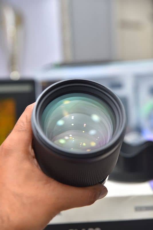 Sigma 85mm 1.4 Nikon Mount 5