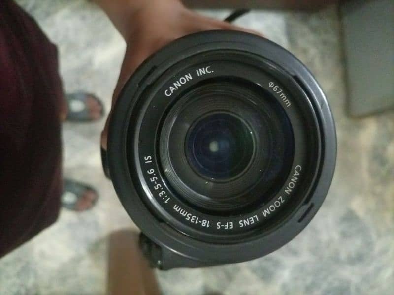 Canon 60 D DSLR camera 7