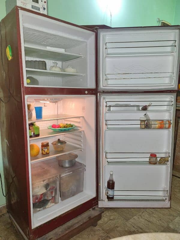 Waves Refrigerator | In Used Condition 5