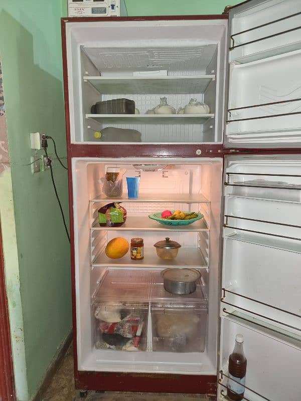 Waves Refrigerator | In Used Condition 7