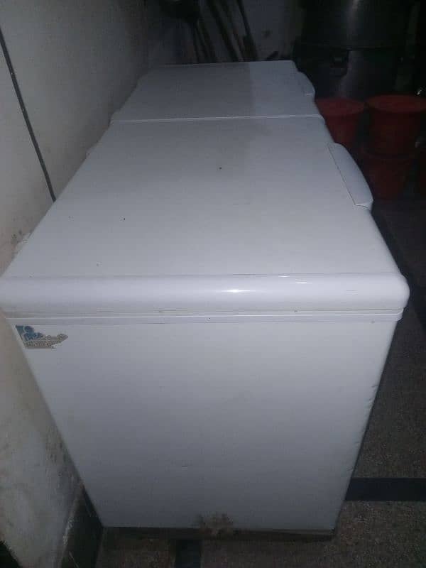 90000Rs urjant sale 18cft double door frezer hair inverter 2
