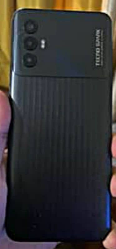 Techno Spark 8 pro 0