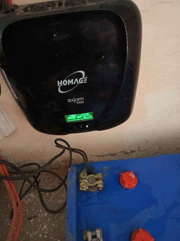 Good condition 2000 v inverter UPS home Mejia ka hai 8