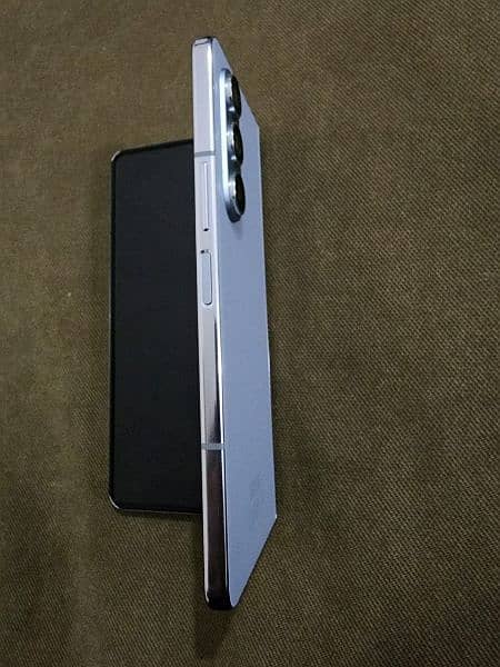 Samsung Z Fold 5 3
