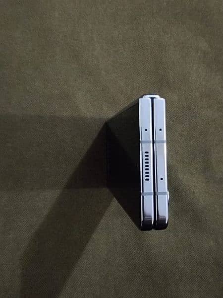 Samsung Z Fold 5 4