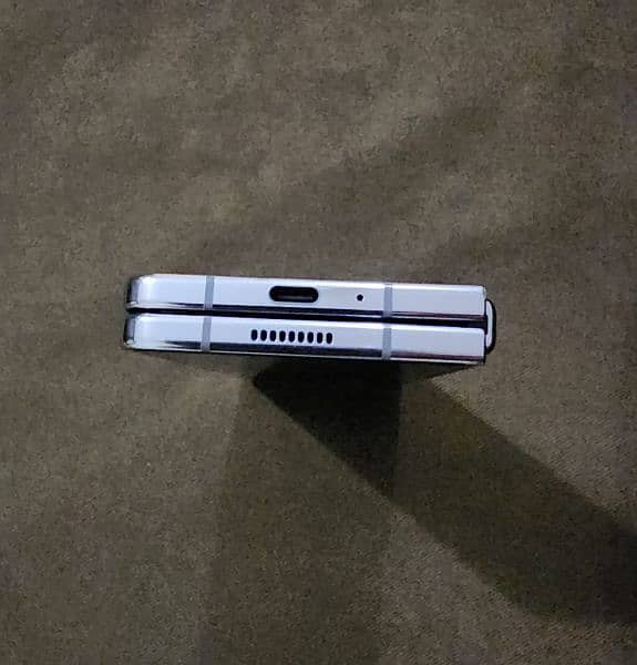 Samsung Z Fold 5 6