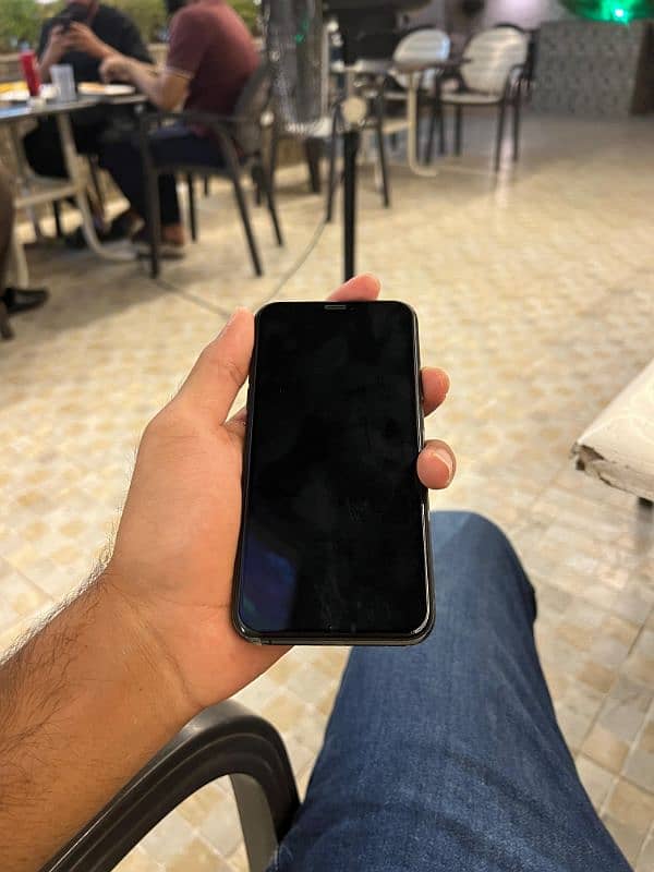 iphone xs 1