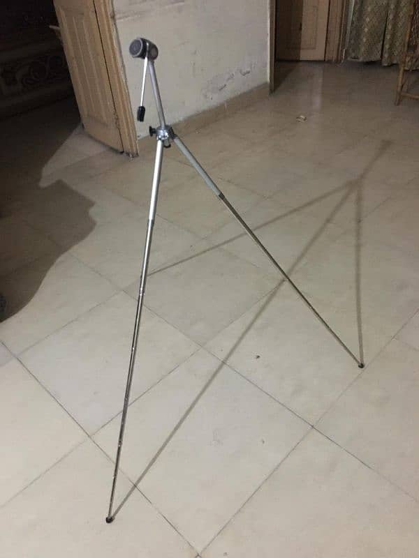 mobile stand 2